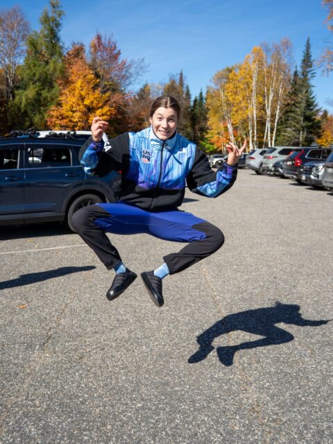 Jumping for joy because winter is getting that much closer 🤏☃️

Nice to be on ice in Klingenthal! Oberstdorf up next ✌️

@usaskijumping 
#skijumping #klingenthal #icetrack #femaleathlete #wintersoon